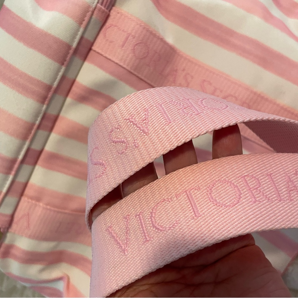 Victoria's Secret Pink and White Striped Tote new without tags - Picture 11 of 11